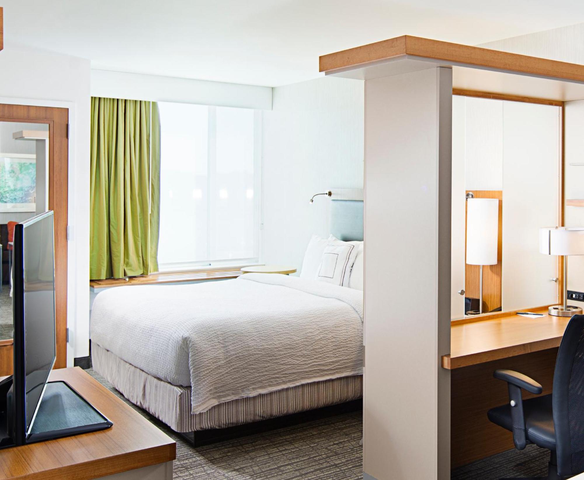 Springhill Suites By Marriott Carle Place Garden City Екстер'єр фото