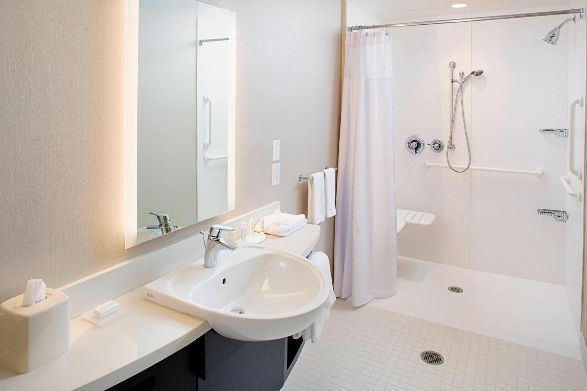 Springhill Suites By Marriott Carle Place Garden City Екстер'єр фото